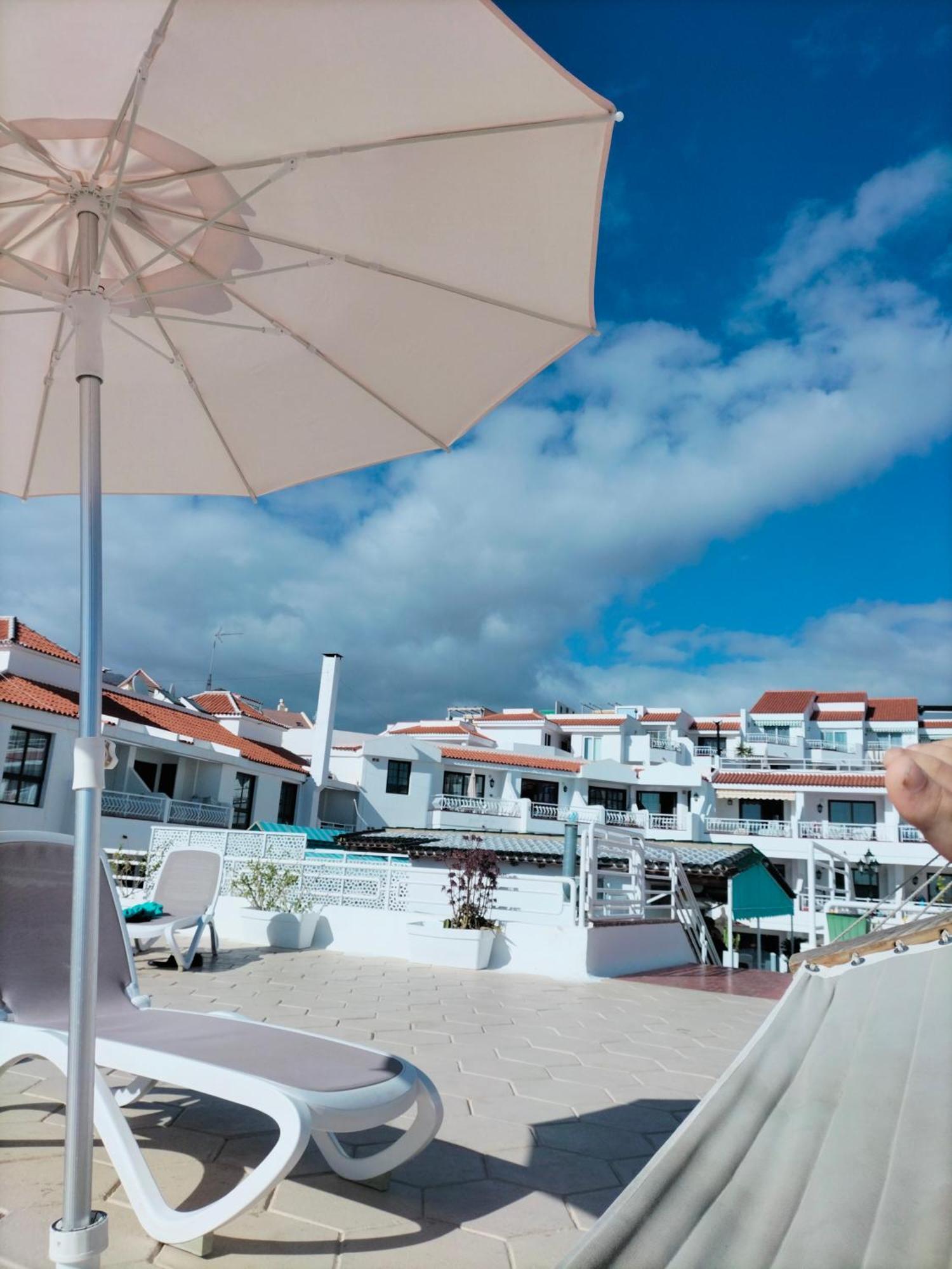 Apartment Cristianos Tipaki *